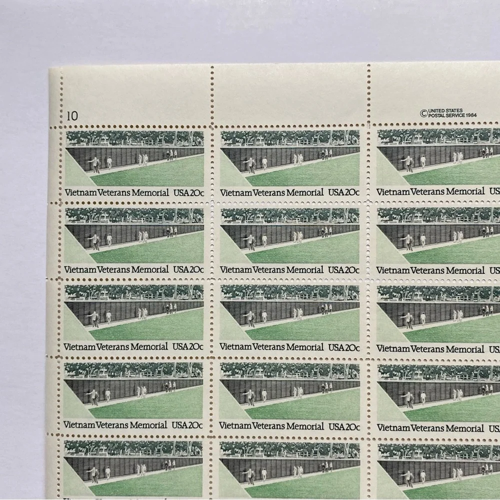 Vietnam Veterans Memorial Stamps Sheet of 40 20 Cents Scott # 2109 War Unhinged
